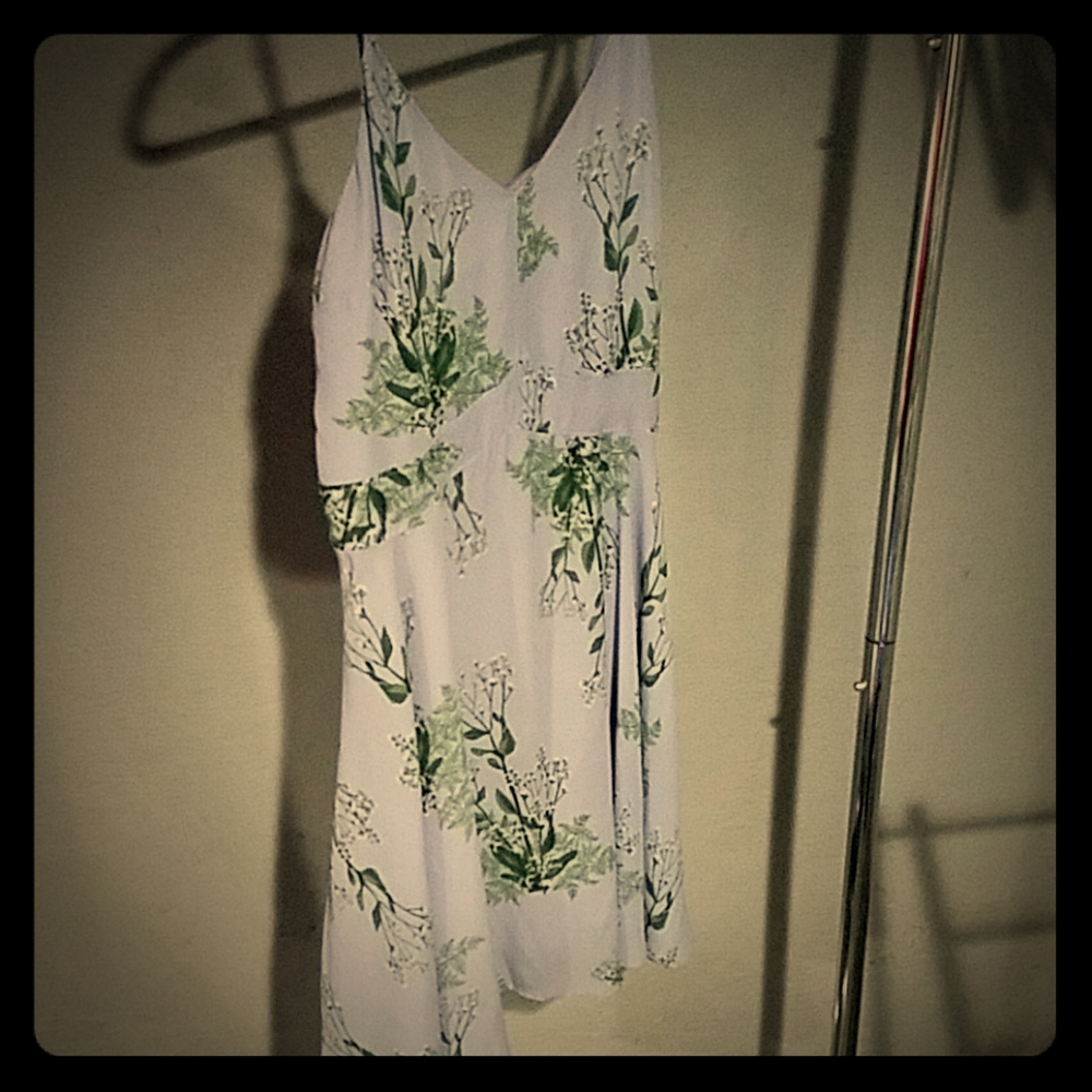 Anthropologie Larke Lavender Floral Dress size S